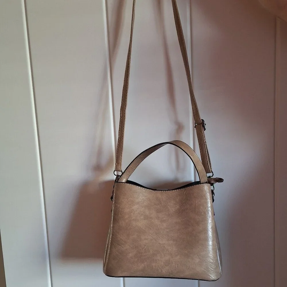 Vegan Leather Handbag - Picture 5 of 10